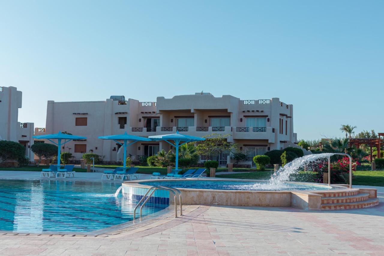 Laguna Beach Marsa Allam Hotel Marsa Alam Buitenkant foto